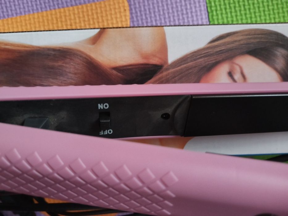 Placă de îndreptat părul