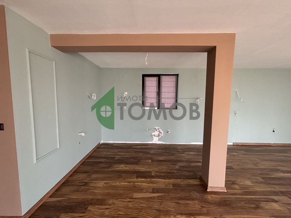 Бутикова двуетажна къща в близост до Стара Загора