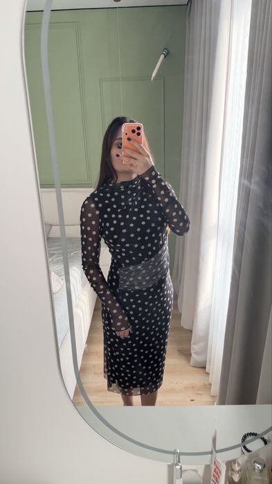 продам платья,туфли