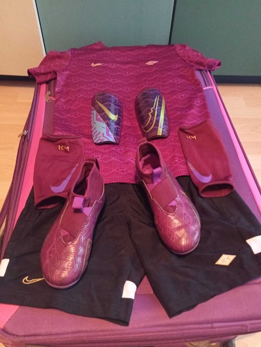 Детски футболен комплект Килиан Мбапе