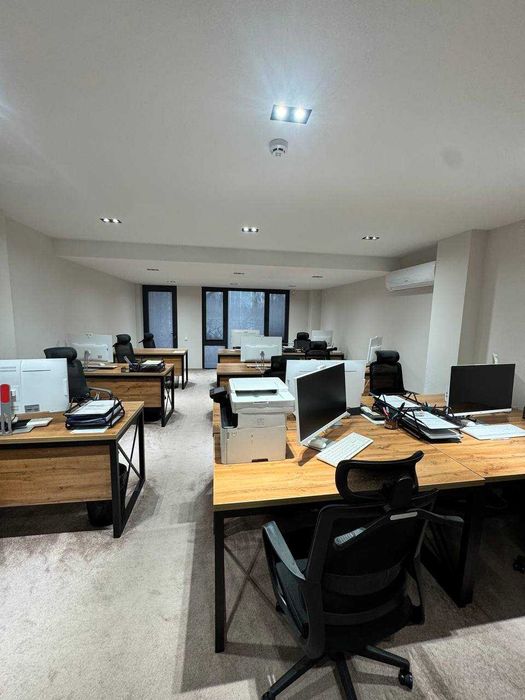 Продается новое офисное здание премиального уровня на Мирабаде