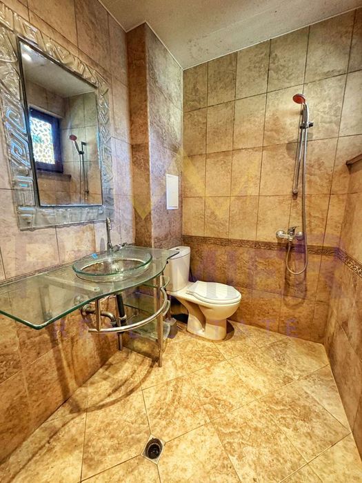 Продава се Двустаен апартамент в Варна, Лятно кино Тракия - 72 кв.м за 2084 €/кв.м - Снимка #5