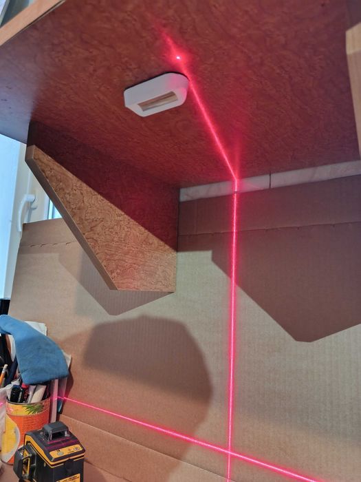 Nivela Laser Liniar ROSU Boloboc BOSCH GCL 2-15 Cumpana 3x1.5V AA