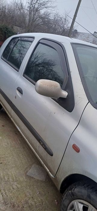 Vand renault clio 2001