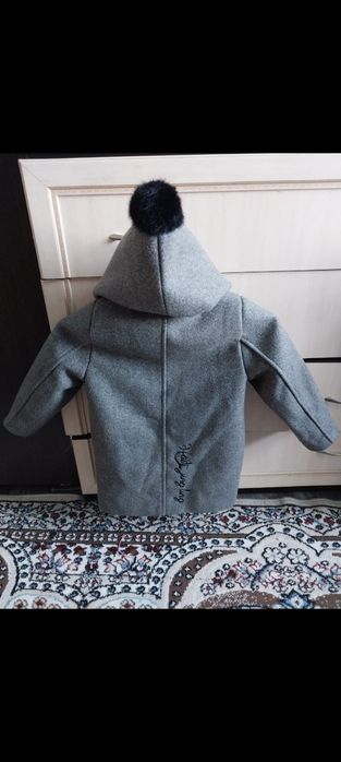 Продам пальто осень-весна