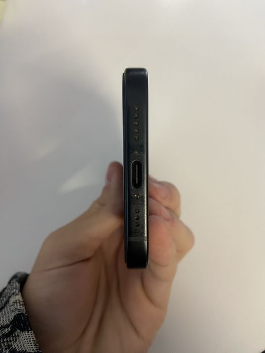 Vand Iphone 15 128gb