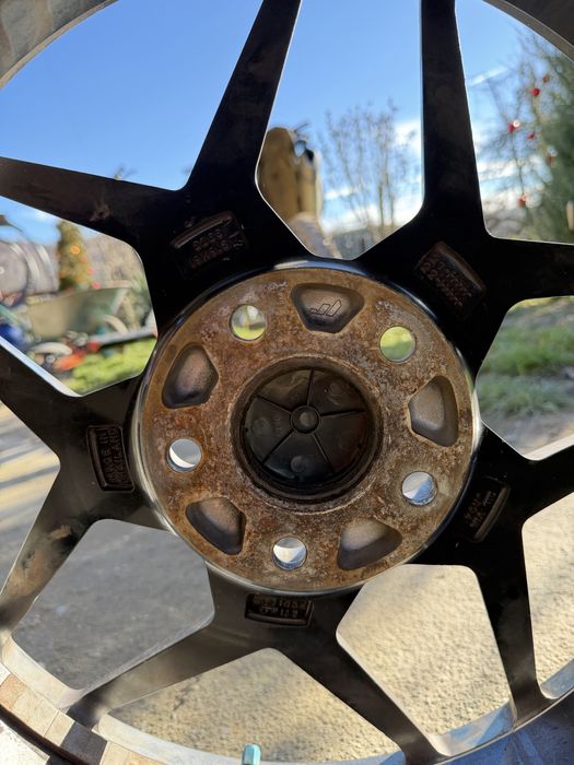 Jante japan racing cu anvelope de iarna 235/35 R19