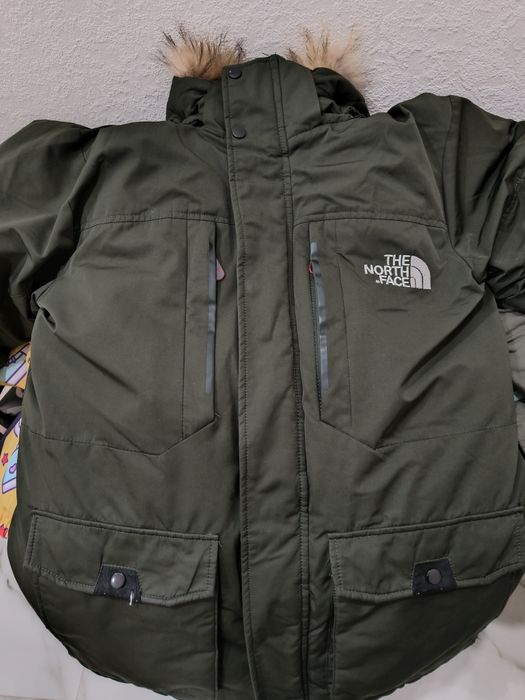 Продам тёплую зимную куртку tnf 50 размер