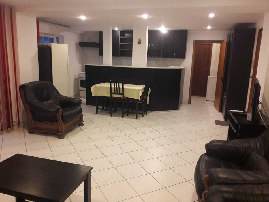 Proprietar, închiriez ap.2 camere 65 mp, cartier Aviatiei, str. Smaranda Brăescu