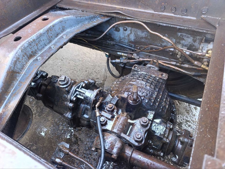 Kamaz samasval sotiladi