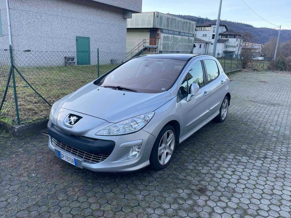 Лек автомобил Peugeot 308 1.6