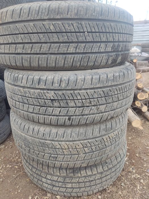 Продам шины Якохома 225/60r18.