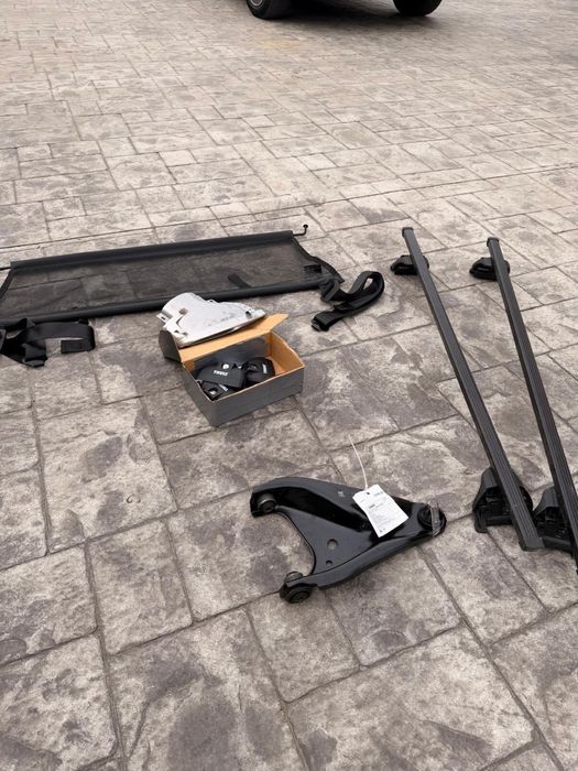 De vanzare totul la paket