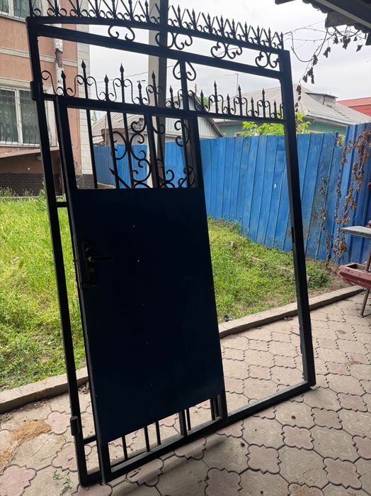 Продам варота б/у 130000 Алматы