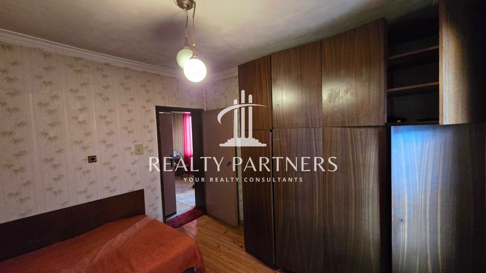 Продава се Къща в Перник, Изток - 240 кв.м за 400 €/кв.м - Снимка #14
