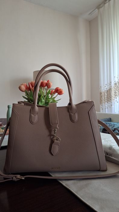 Чанта LASOCKI бежева, стилна