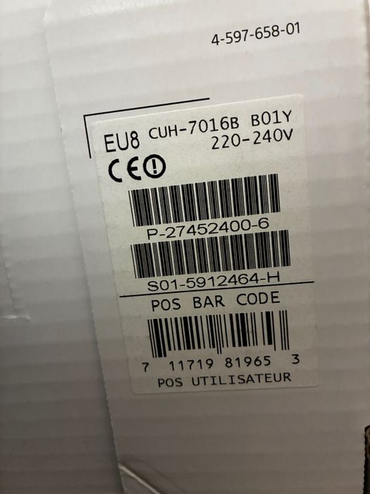 Consola Sony PlayStation 4 Pro + 4 controllere