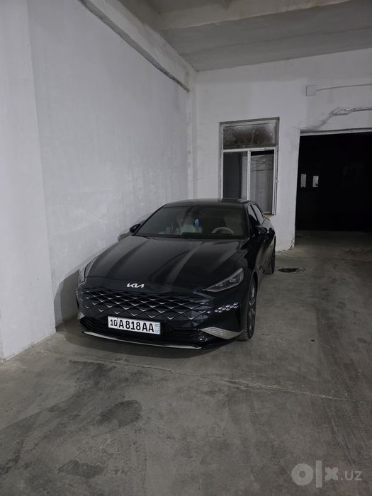 Kia k8 2022 yill