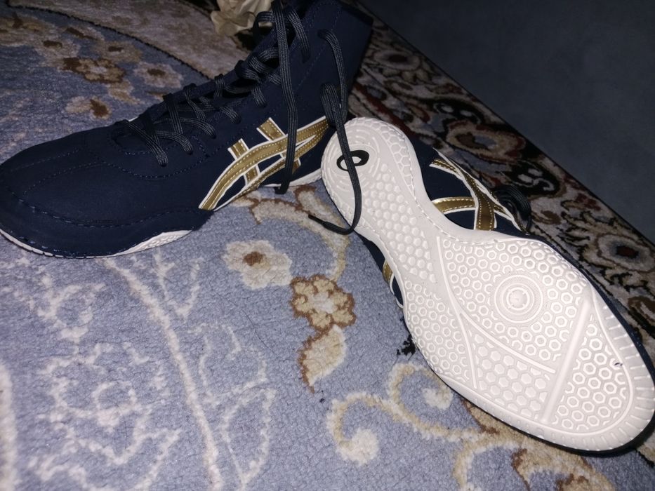 Asics  tiger люкс