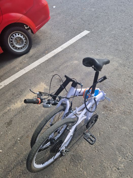 Bicicleta pliabila