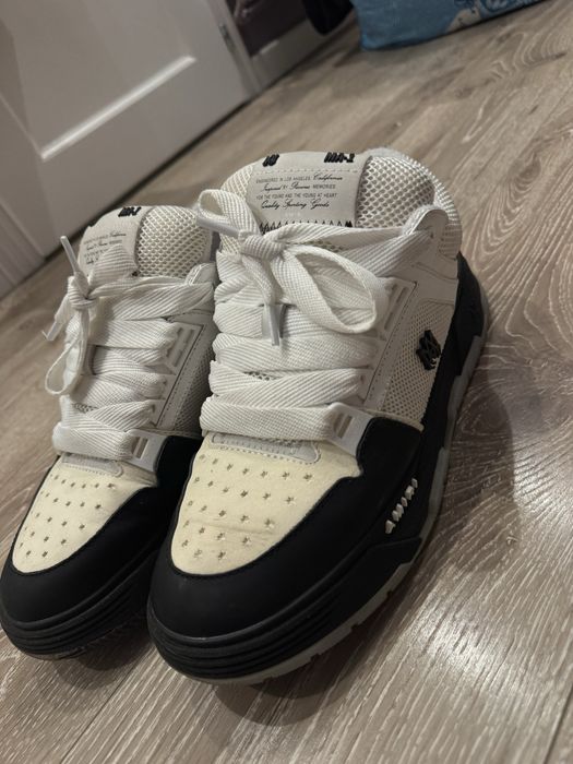 Amiri ma 1 black and white