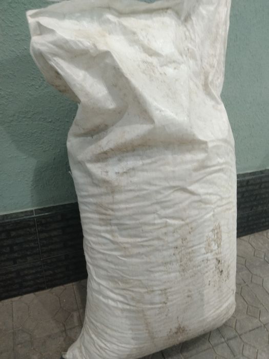 Apilka bor taxtaniki Chirchiqda 30 kg 15 50 kg 35 80 kg 60 130 kg 90