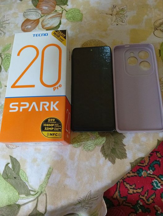 Продаю смартфон "Текно спарк 20 про