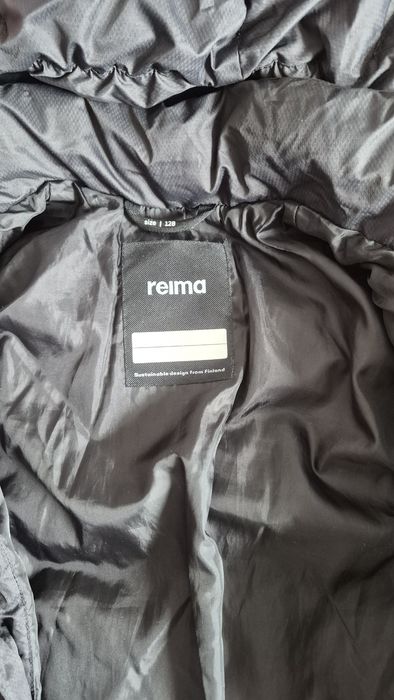 Продам тёплую куртку Reima