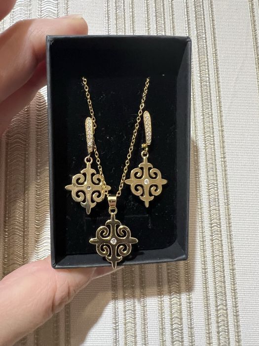 Комплект серьги кулон