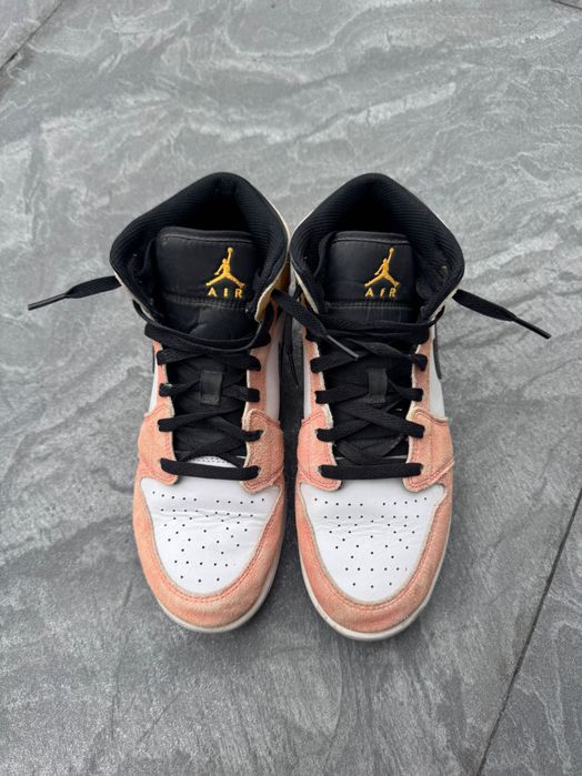 Jordan 1 mid, Fightclub