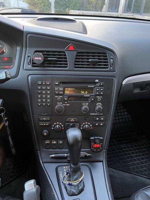 Volvo V70 mk2 2.4 d5 automat 2004