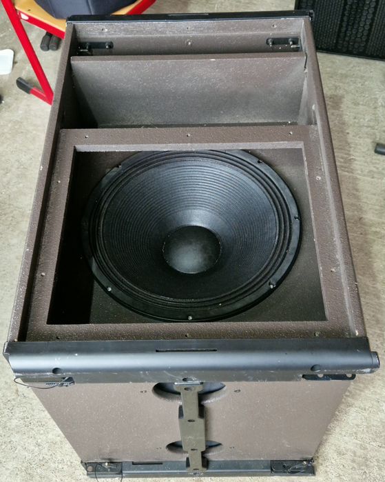 Bas L acoustics sb118 pasiv