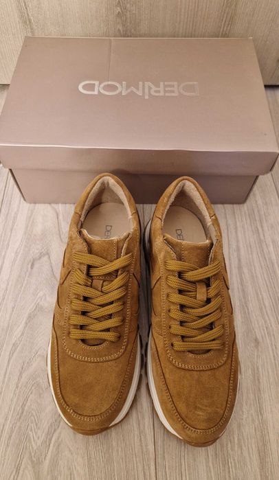 Спортни обувки от естествен велур Derimod - 37