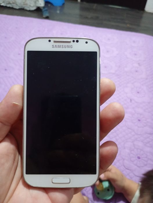 Samsung s4 funcționează perfect