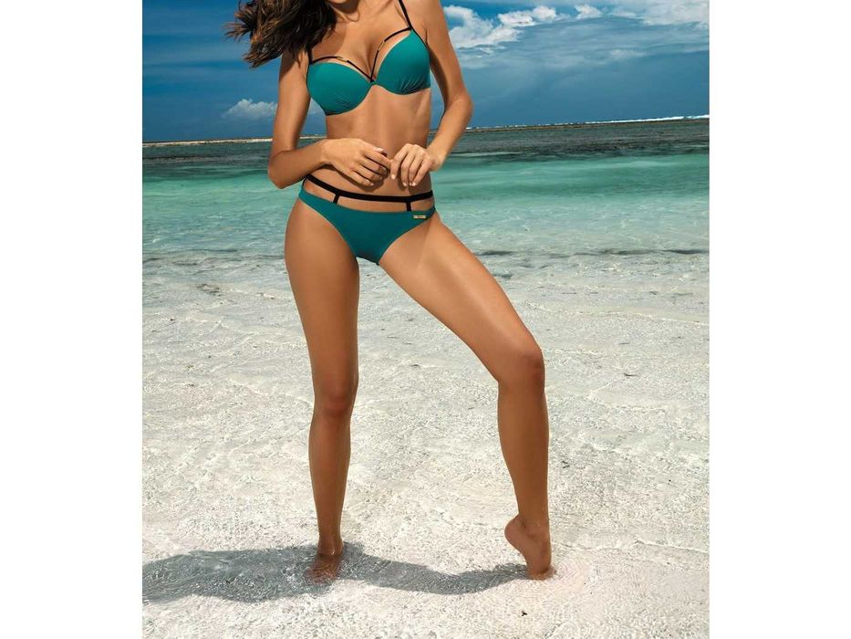 Нов Бански костюм