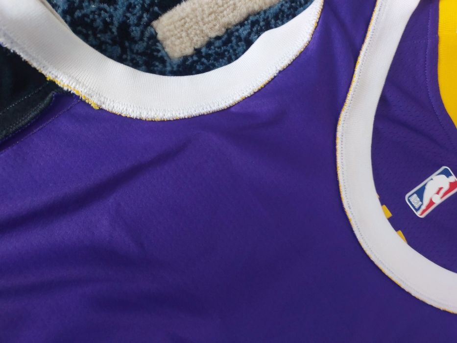 Kobe Bryant #8 Lakers Jersey.