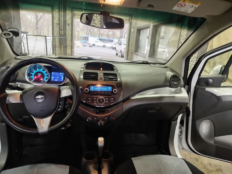 Продам автомашина chevrolet spark последный позиция