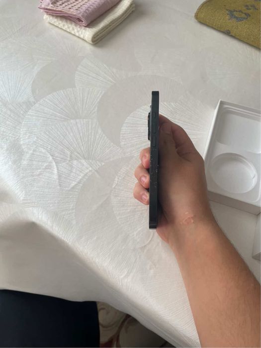 продаю iPhone 14pro 128gb