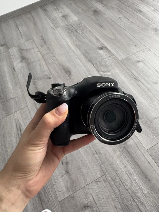 Aparat foto DSC H300