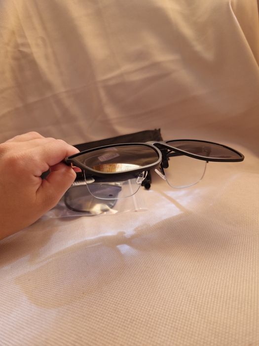 Ochelari de soare cu clips
