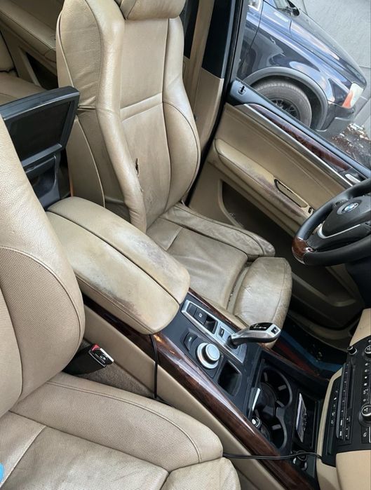 Химчистка авто на выезд