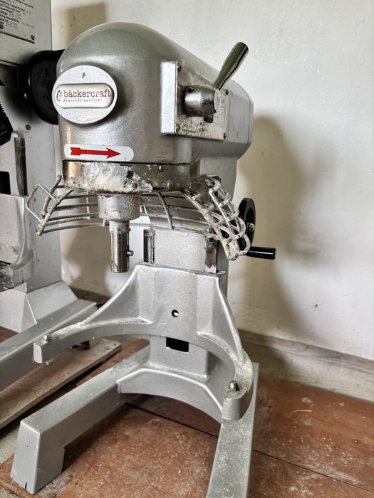 Сатылады кондитерский миксер