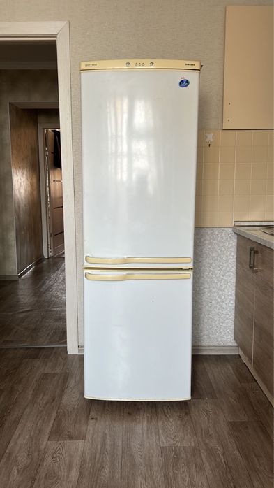 Холодильник на запчасти