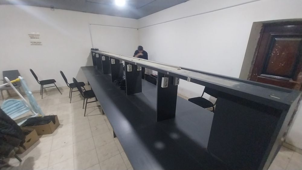 Kampyuter ushin stol ham 10 sht stulchik