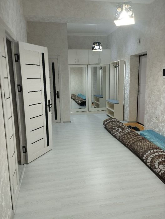 Продается 2 комнатная квартира. Мирзо Улугбекский район. Карасу-6