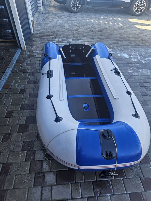 Лодка Хантер стелс 275