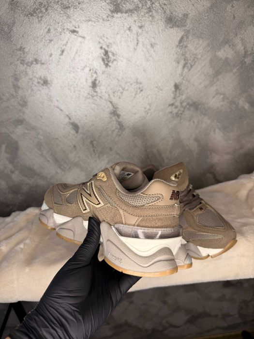 Adidasi Dama New Balance 9060