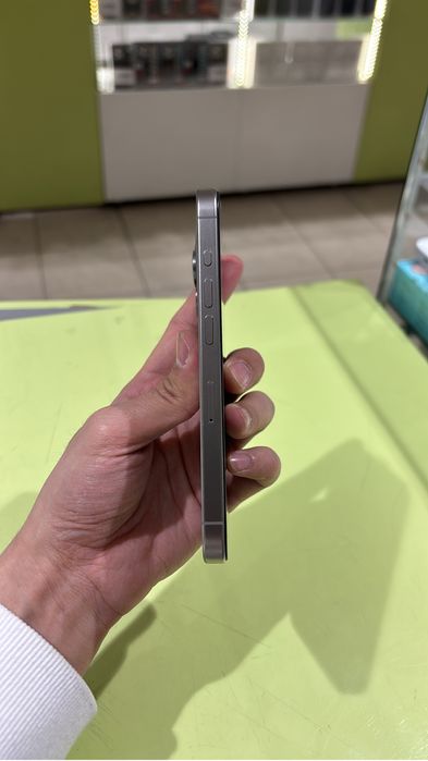 Продаю iPhone 15 pro 128Gb 87%