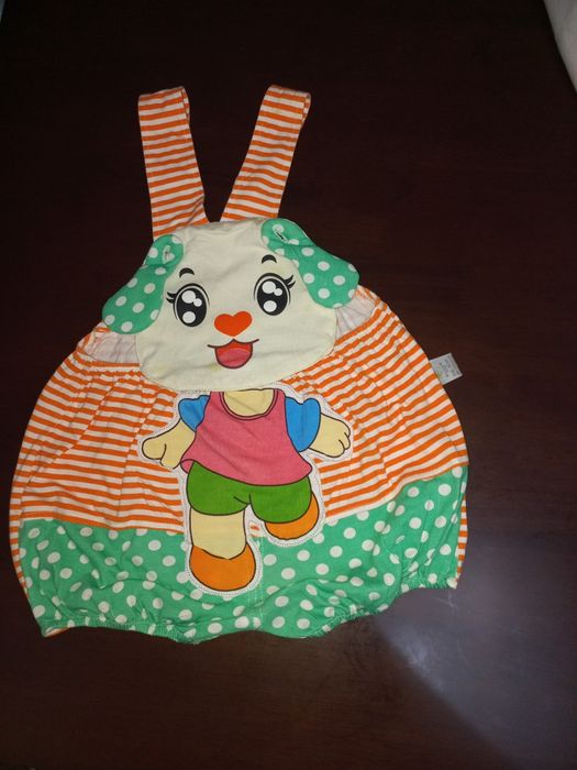 Продаю одежду на девочку новое