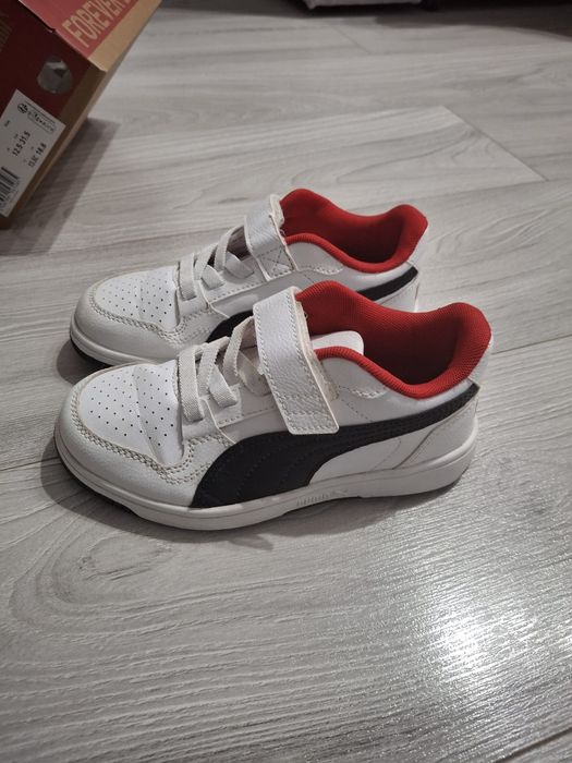 Adidași copii mărimea 31.5